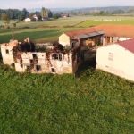 Matthieu entretient le patrimoine bâtit de son territoire